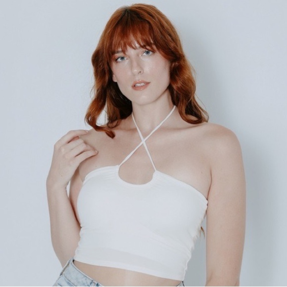 Klassy Network Criss Cross Crop Top